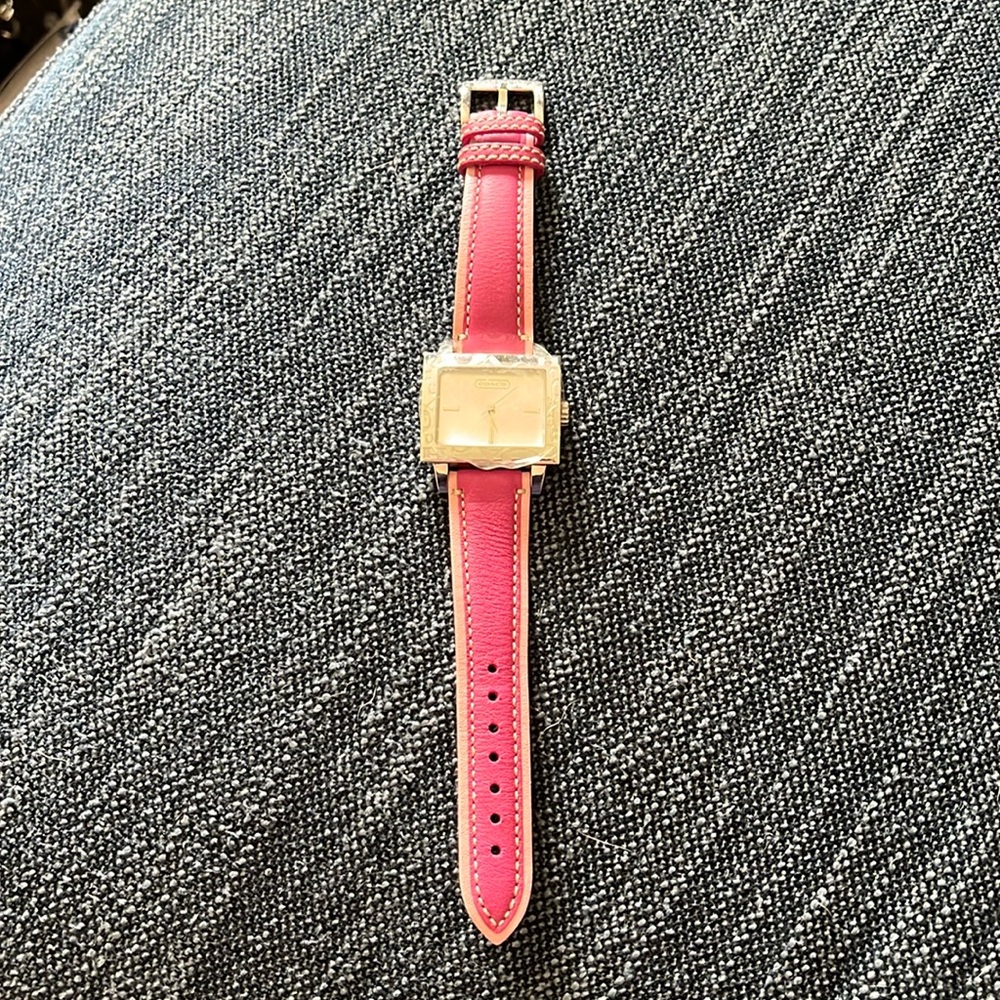 Coach Pink Leather Bank Watch New
